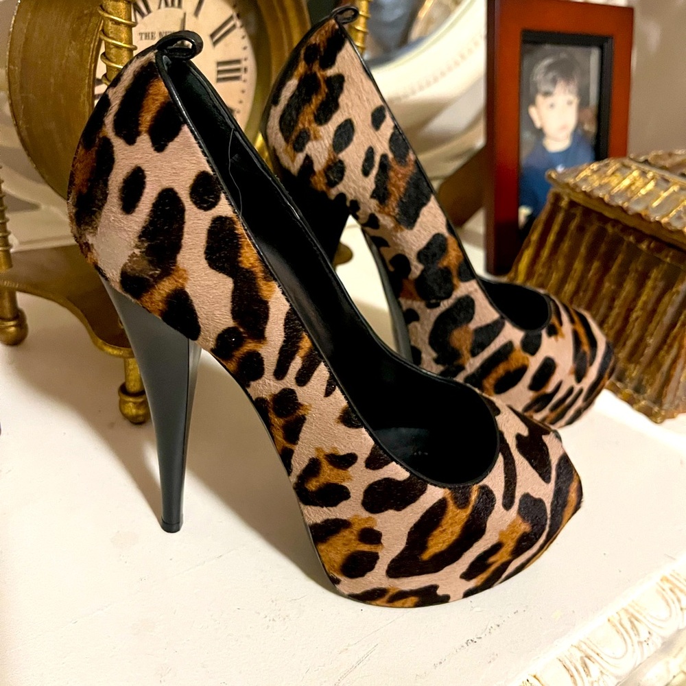 Giuseppe Zanotti peep toe animal print pumps